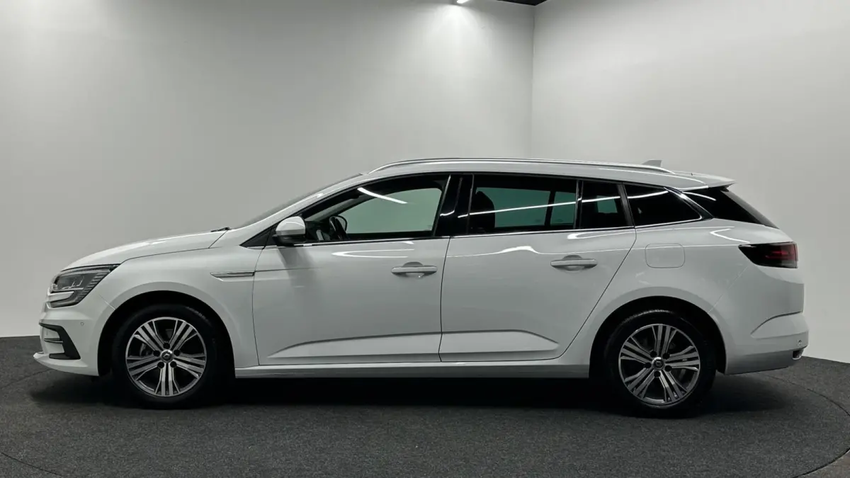 Estate 1.6 Plug-In Hybrid 160 Intens SOH 98% NAVI LM CRUISE ECC CARPLAY.