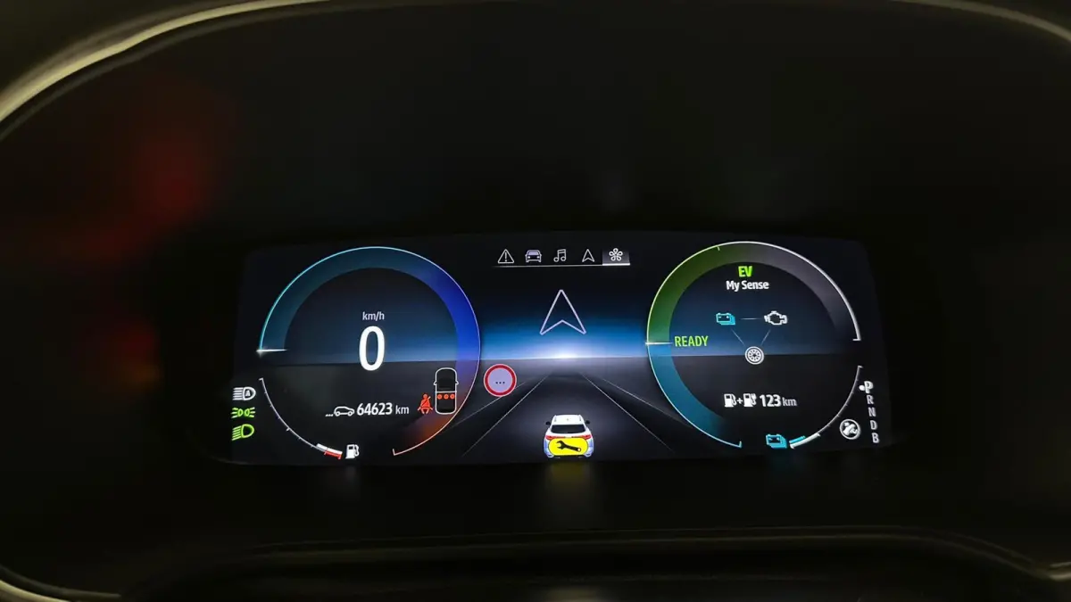 Estate 1.6 Plug-In Hybrid 160 Intens SOH 98% NAVI LM CRUISE ECC CARPLAY.