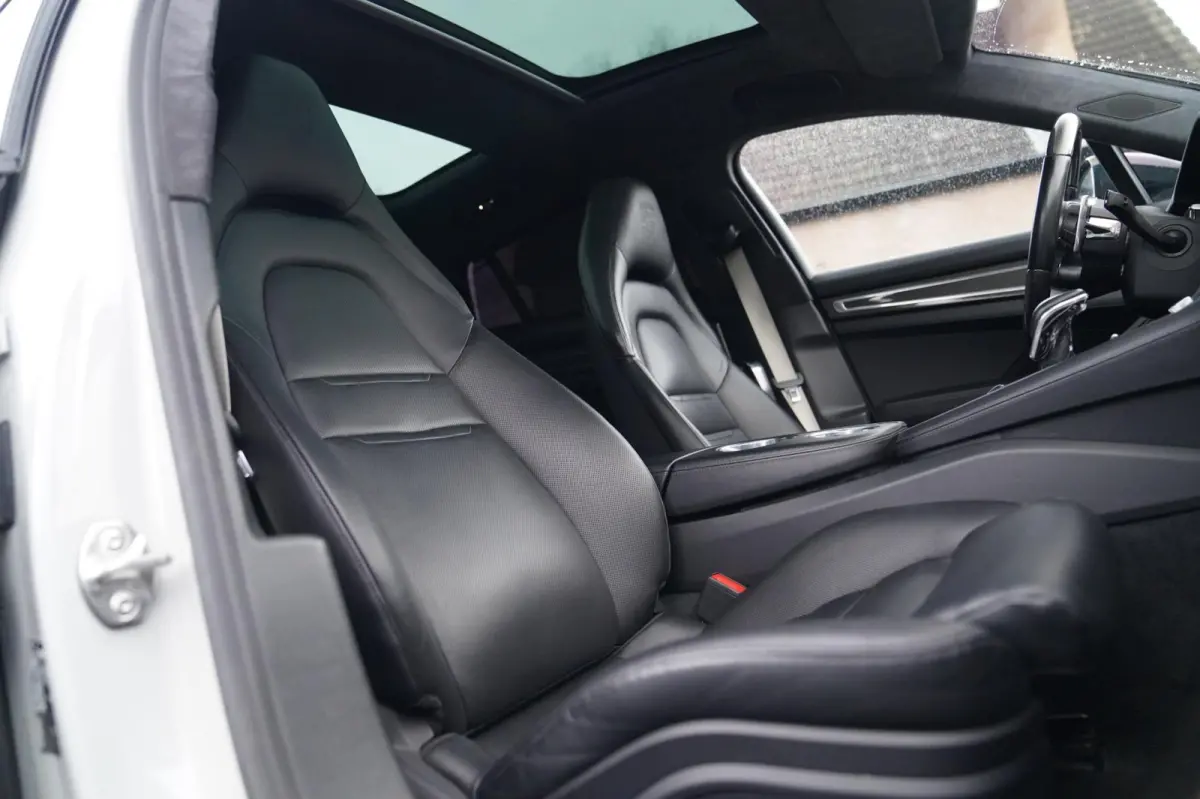 4.0 Turbo S E-Hybrid | Carbon | Massage | Porsche Active Safe | Schuifdak | Adaptieve Cruise | Keramisch | KRIJT
