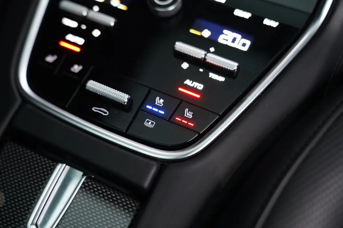 4.0 Turbo S E-Hybrid | Carbon | Massage | Porsche Active Safe | Schuifdak | Adaptieve Cruise | Keramisch | KRIJT