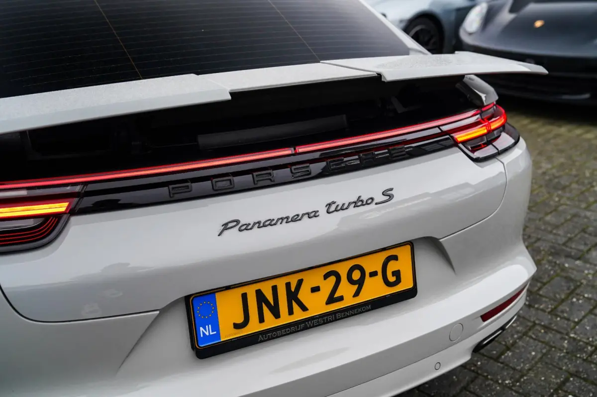 4.0 Turbo S E-Hybrid | Carbon | Massage | Porsche Active Safe | Schuifdak | Adaptieve Cruise | Keramisch | KRIJT