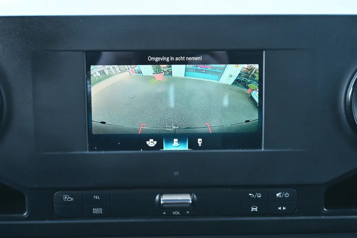214 CDI L1H1 FWD MBUX met camera, Trekhaak