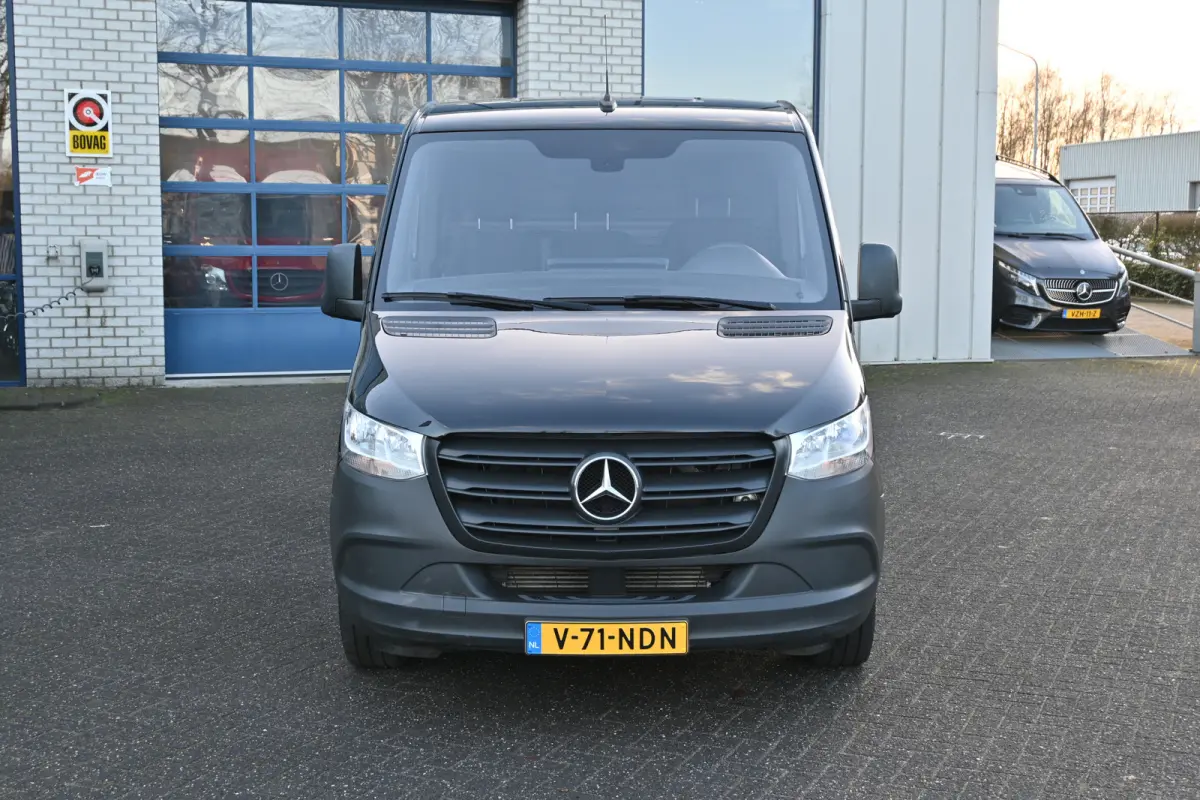 214 CDI L1H1 FWD MBUX met camera, Trekhaak