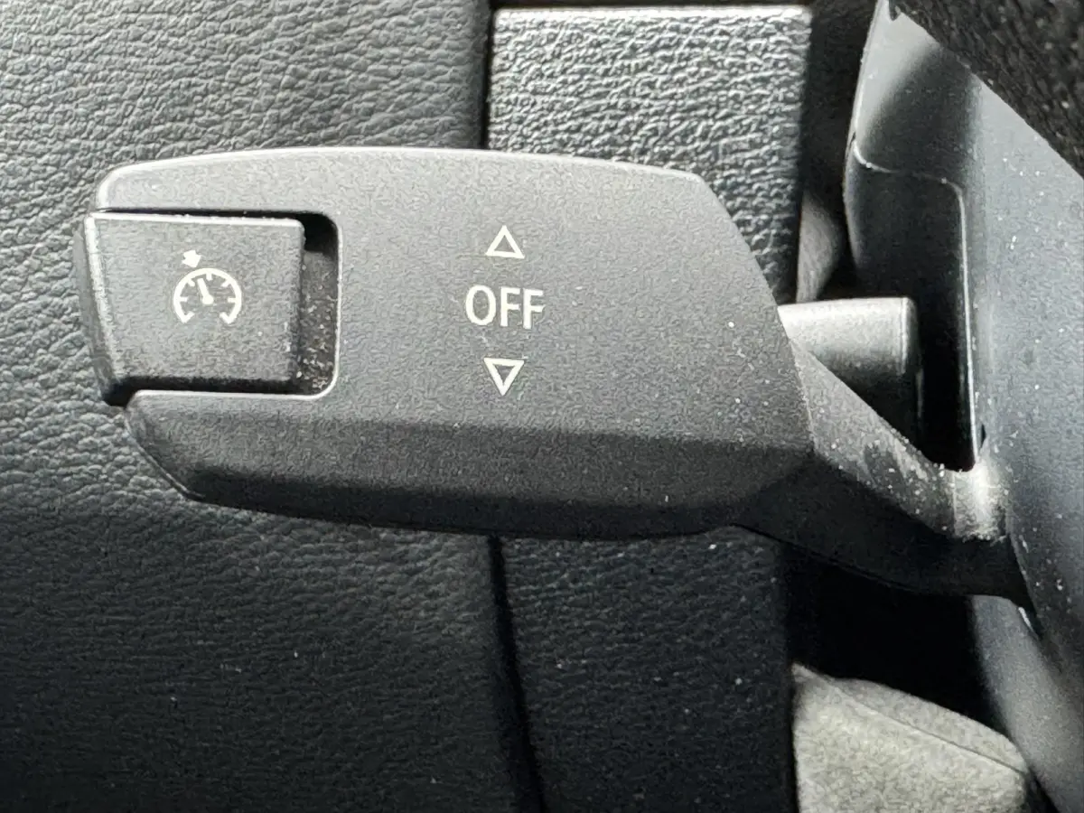 SDrive18i Cruise control Climate control Navigatie Stoelverwarming