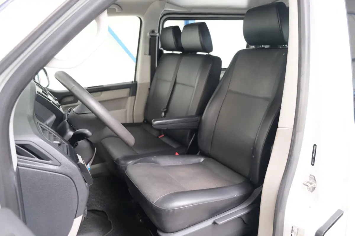 2.0 TDI L2H1 DC Comfortline - N.A.P. Airco, Trekhaak.