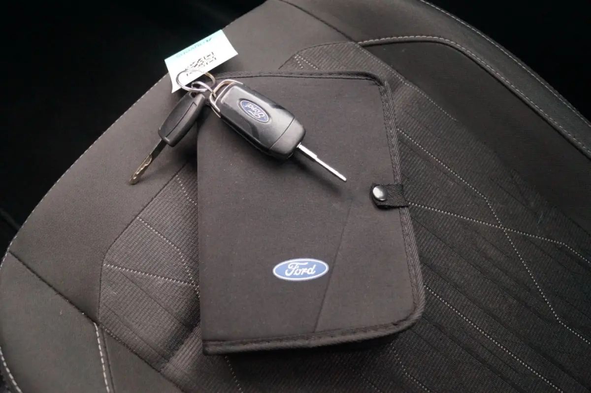 1.0 EcoBoost Connected -AIRCO-CRUISE-