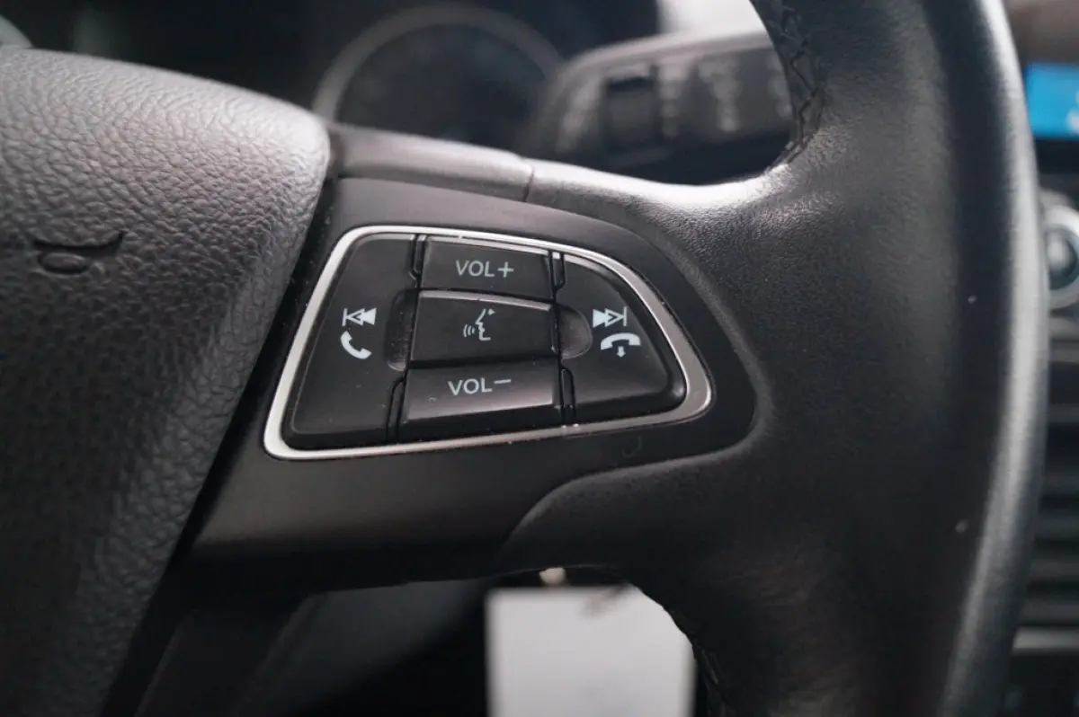 1.0 EcoBoost Connected -AIRCO-CRUISE-