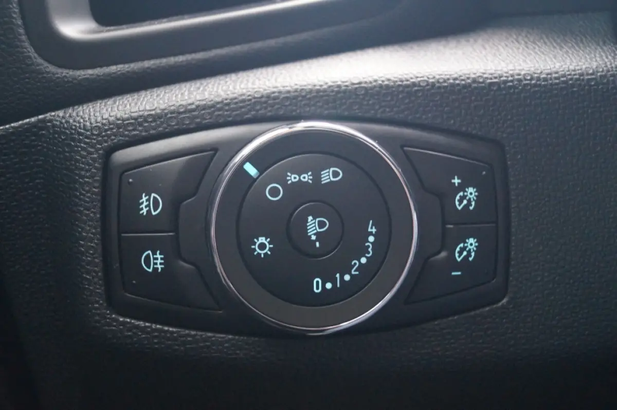 1.0 EcoBoost Connected -AIRCO-CRUISE-