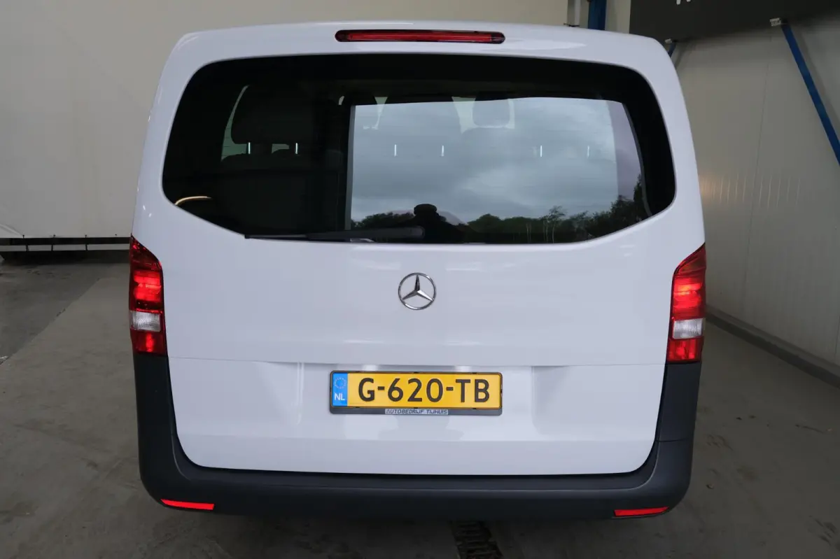 110 CDI Base Extra Lang 9p > Export €14500,- netto <
