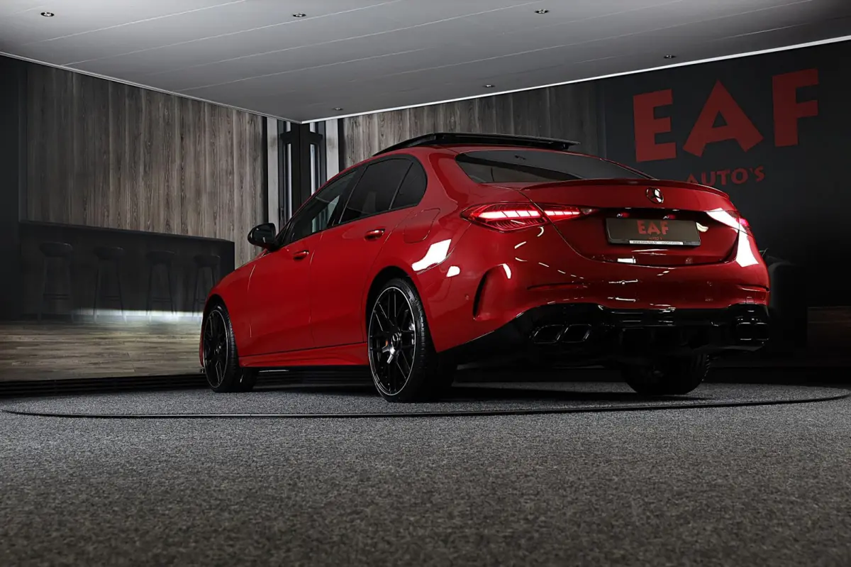 300 e AMG 63 Look / Burmester / Head Up / 360 Camera / Acc / Elek Stoelen / Full Leder / Open Pano / 20 Inc