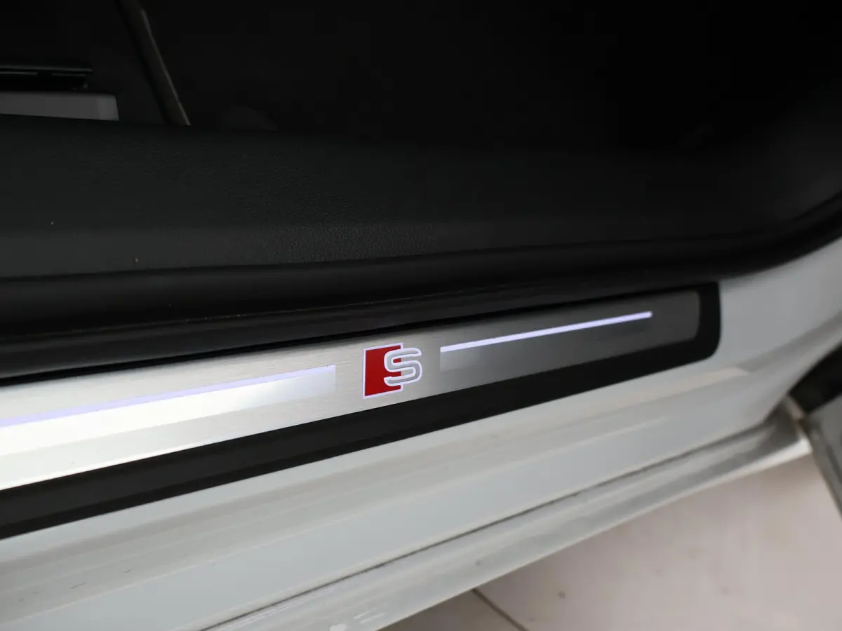 50 TFSIe 299 PK PLUG-IN QUATTRO 2X-LINE ORIG. NL + BANG & OLUFSEN | MEMORY | 19 INCH | VIRTUAL COCKPIT