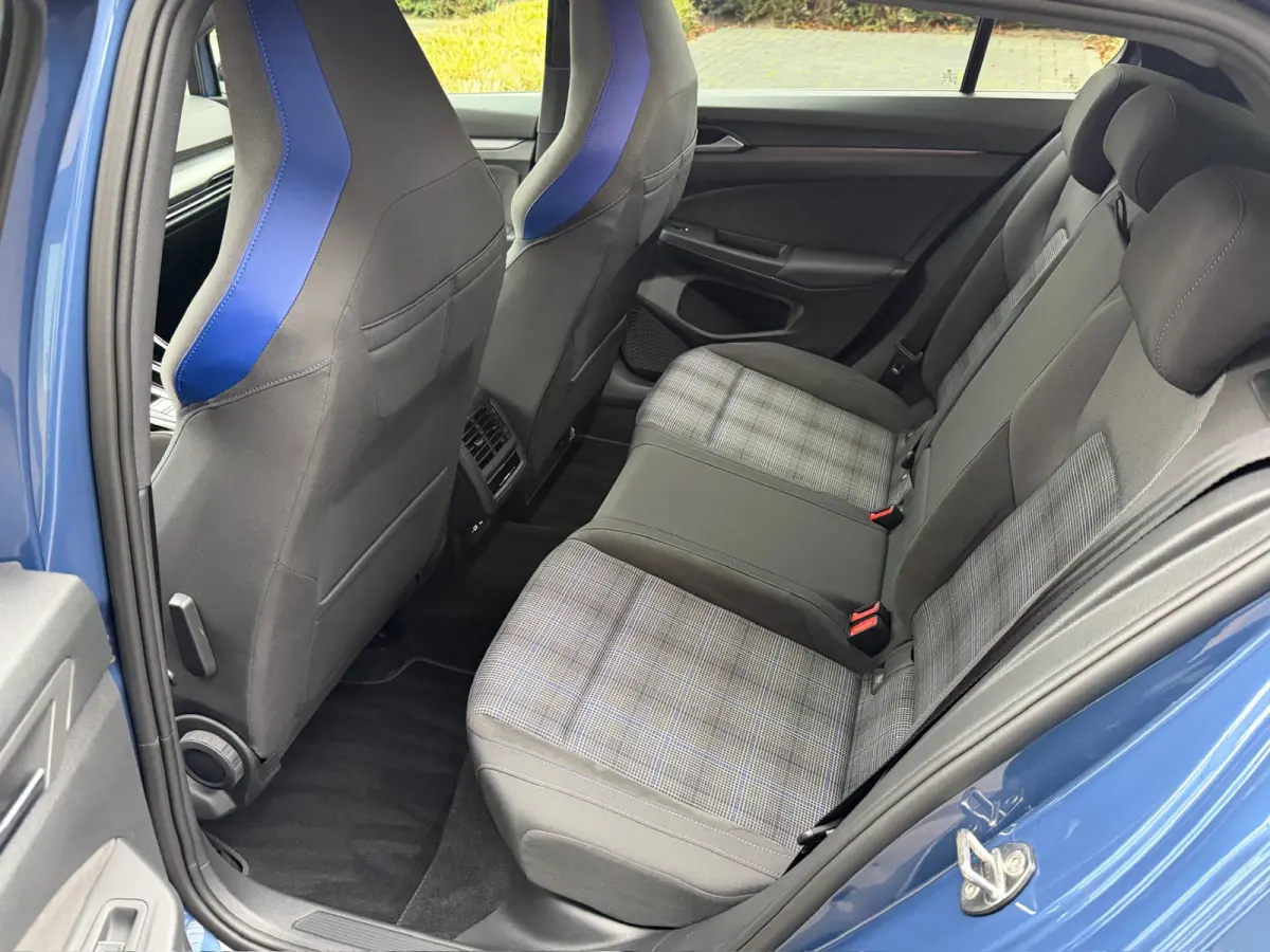 1.5 eHybrid GTE 272pk | Black Style | IQ light | Camera | Head-up | Rijklaar incl. garantie