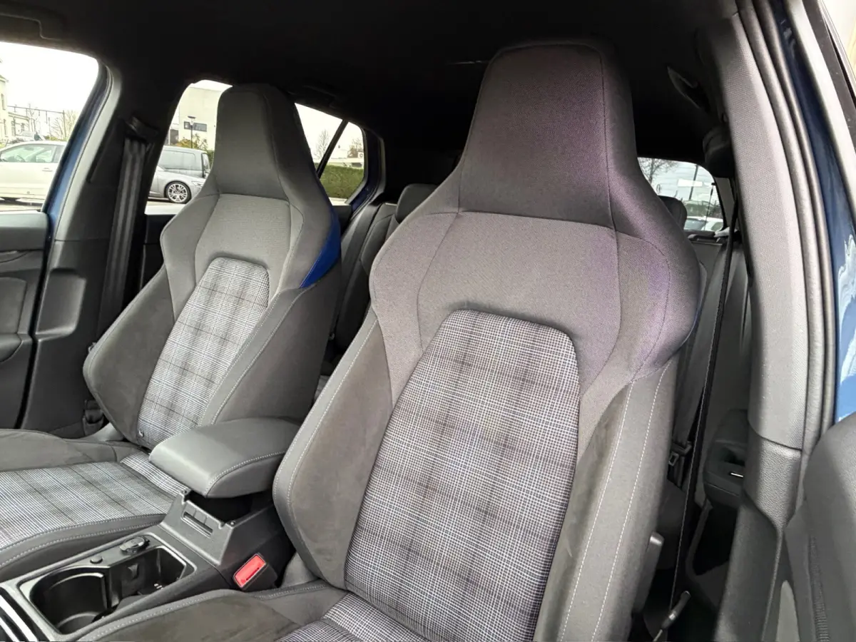 1.5 eHybrid GTE 272pk | Black Style | IQ light | Camera | Head-up | Rijklaar incl. garantie