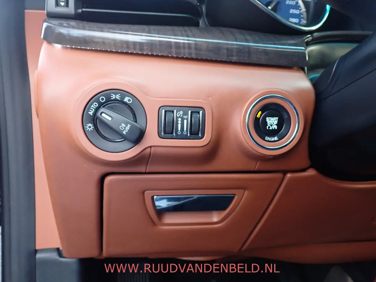 3.0 S Q4 20 INCH / NAVI / SCHUIFDAK