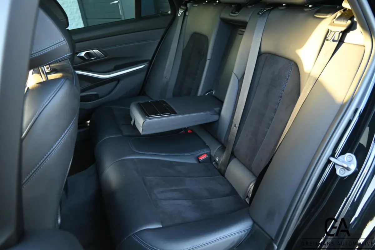 330e xDrive |M-Sport|Memory|Panoramadak|