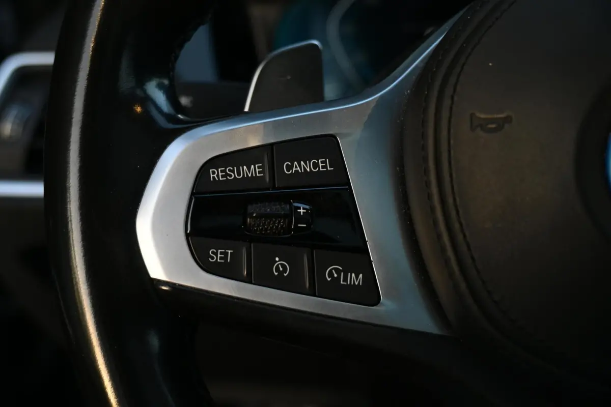 330e xDrive |M-Sport|Memory|Panoramadak|