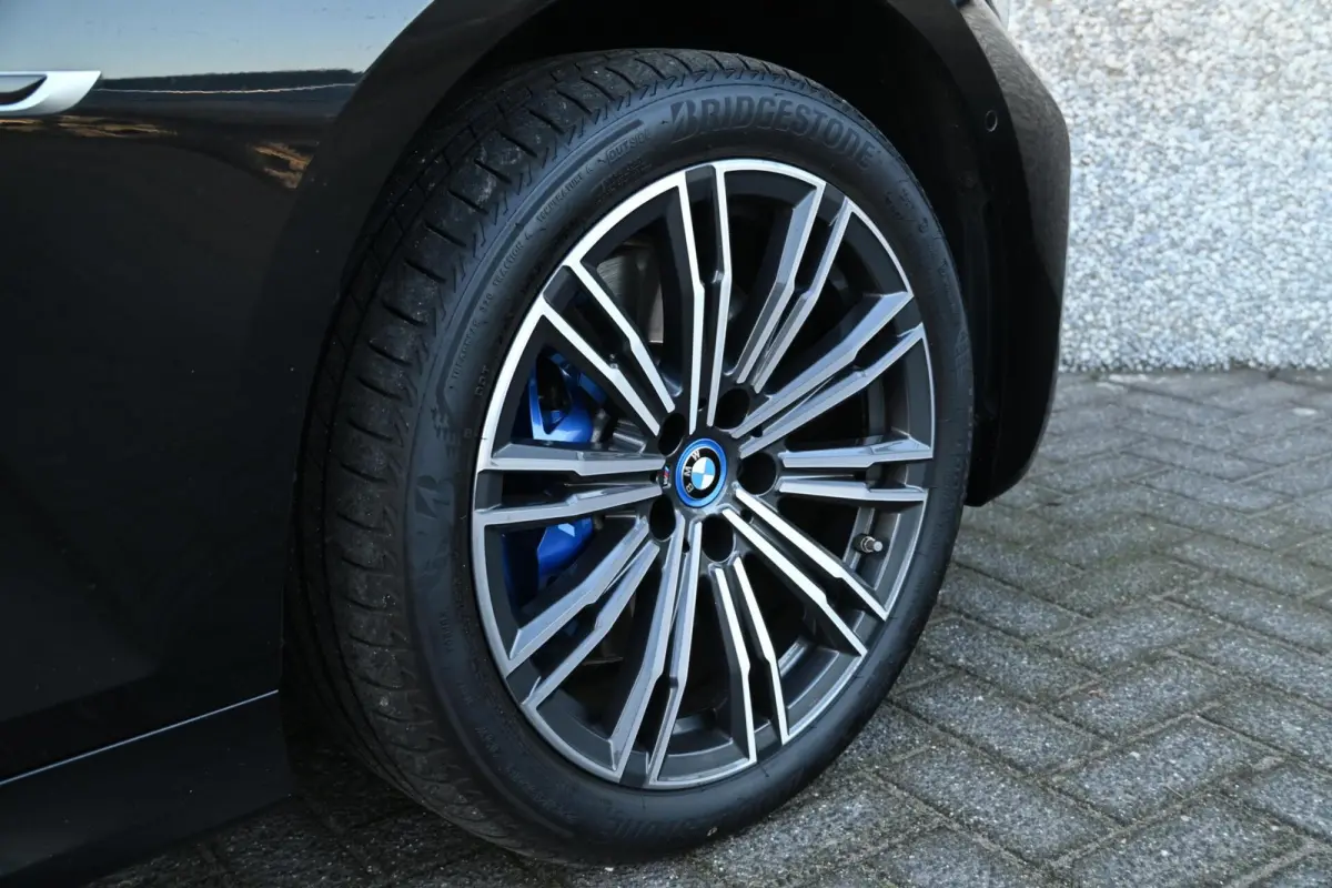 330e xDrive |M-Sport|Memory|Panoramadak|