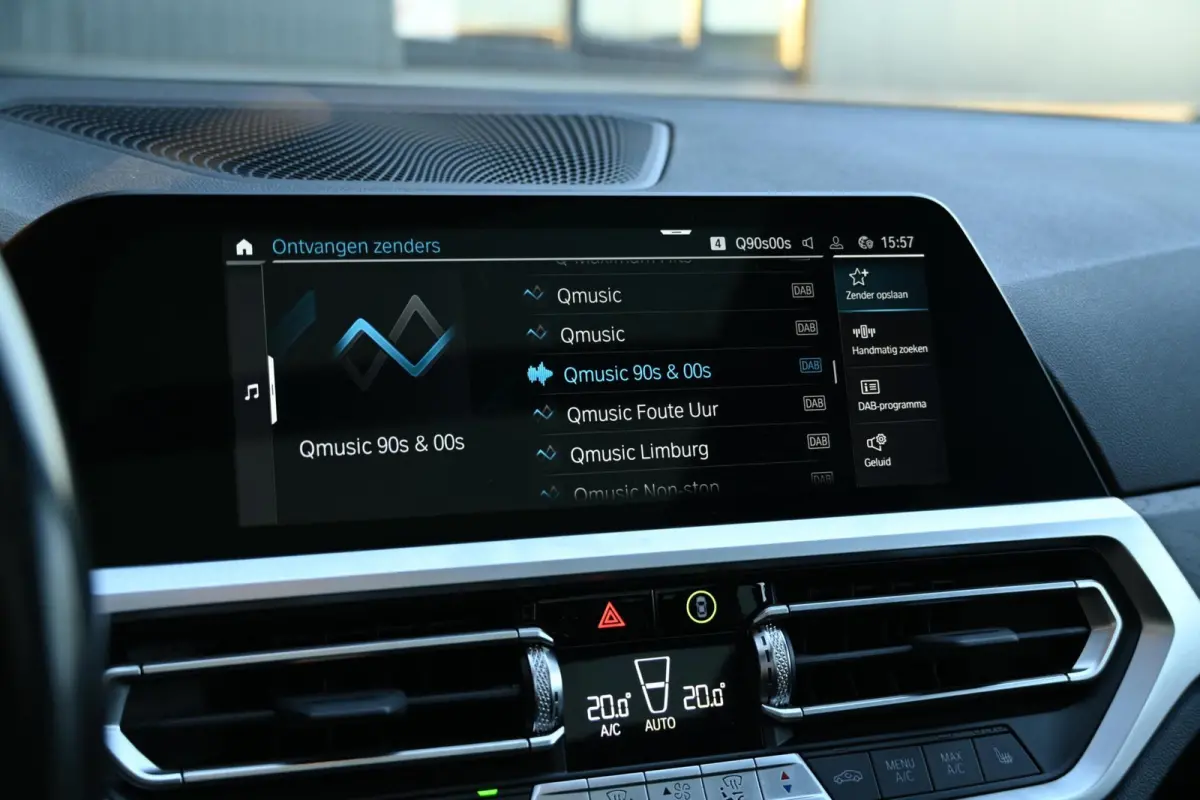330e xDrive |M-Sport|Memory|Panoramadak|