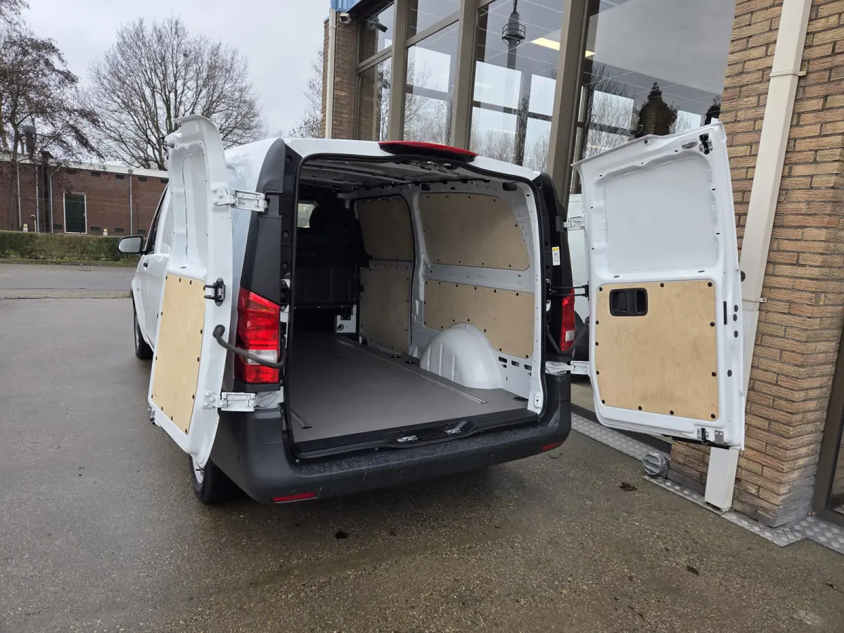 116 CDI L3 Autm. XL Cruisecontrol Achteruitrijcamera Navi Airco PDC Doordraai Achterdeuren Stoelverwarming