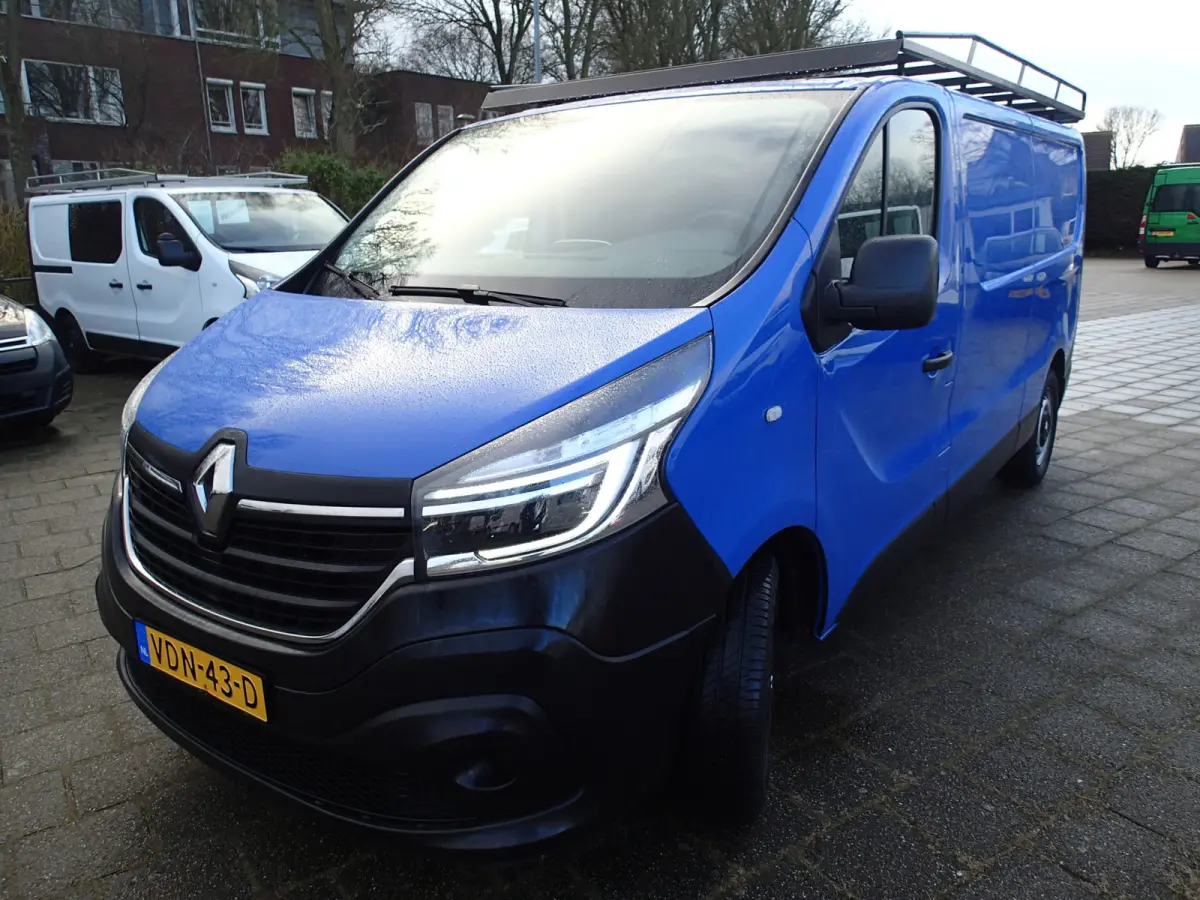 1.6 dCi 95 T29 L2H1 Comfort VOORZIEN VAN AIRCO+CRUISE+TREKHAAK !!!