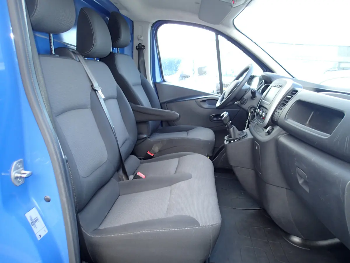 1.6 dCi 95 T29 L2H1 Comfort VOORZIEN VAN AIRCO+CRUISE+TREKHAAK !!!