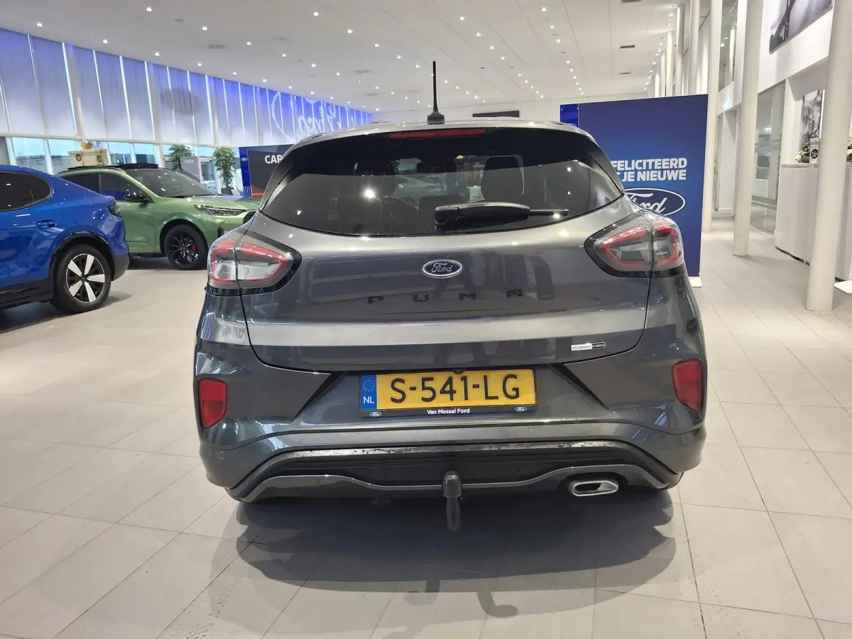 1.0 EcoBoost ST-Line | ADAPTIEVE CRUISE CONTROL | STOEL, STUUR EN VOORRUITVERWARMING | AFNEEMBARE TREKHAAK | APPLE CARPLAY / ANDROID AUTO | CAMERA |