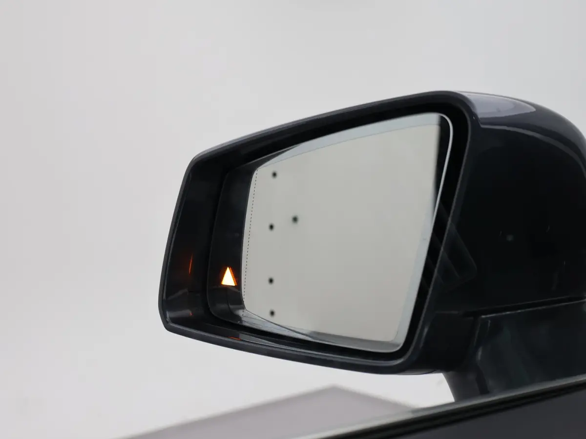 220D 170 PK AUT. + LEDER | CAMERA | STOELVERW. | LED | 18 INCH