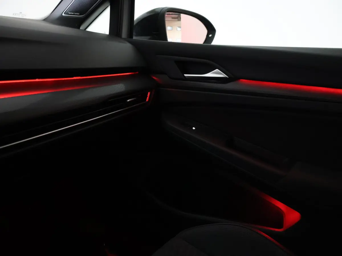 8 2.0 TSI GTI CLUBSPORT 300 PK MILLTEK | PANORAMA | HARMAN/KARDON | SFEERVERL. | CAMERA