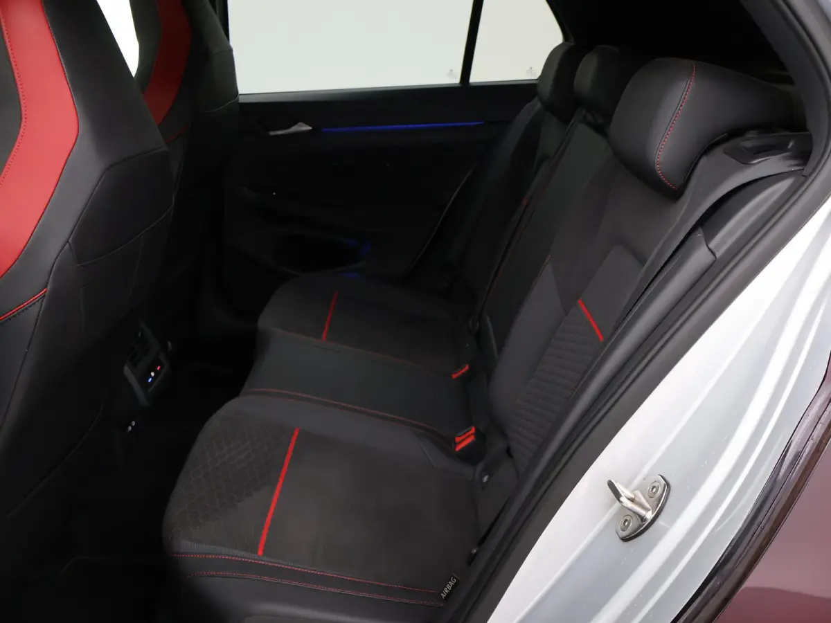 8 2.0 TSI GTI CLUBSPORT 300 PK MILLTEK | PANORAMA | HARMAN/KARDON | SFEERVERL. | CAMERA