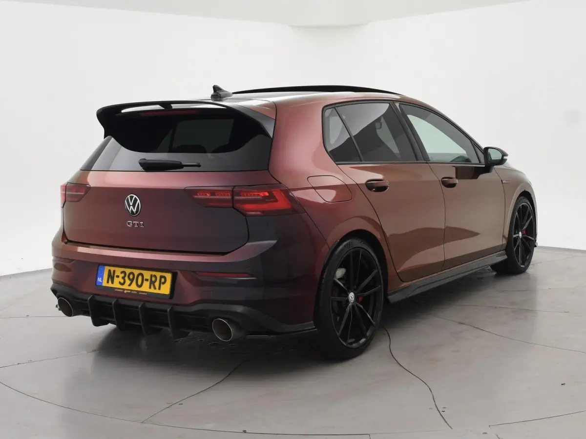 8 2.0 TSI GTI CLUBSPORT 300 PK MILLTEK | PANORAMA | HARMAN/KARDON | SFEERVERL. | CAMERA