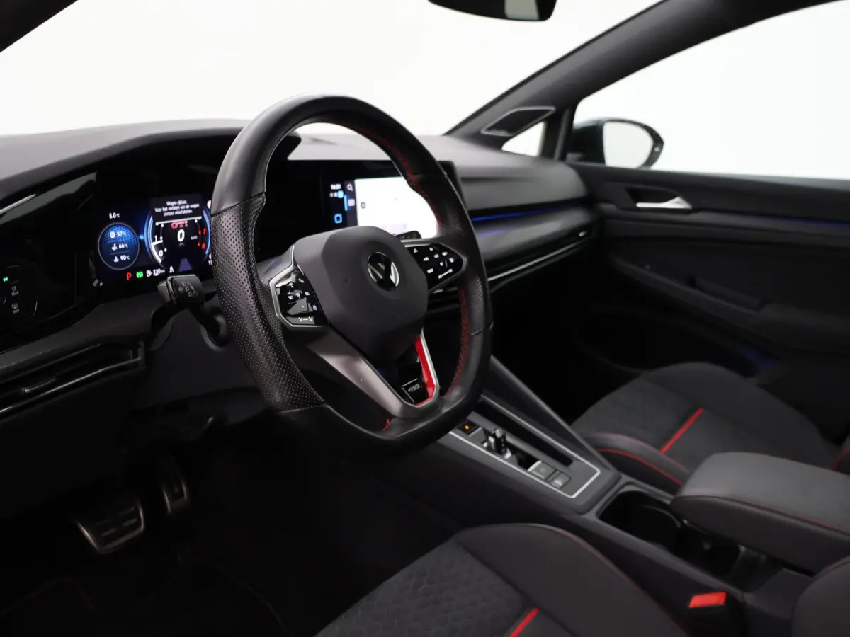 8 2.0 TSI GTI CLUBSPORT 300 PK MILLTEK | PANORAMA | HARMAN/KARDON | SFEERVERL. | CAMERA