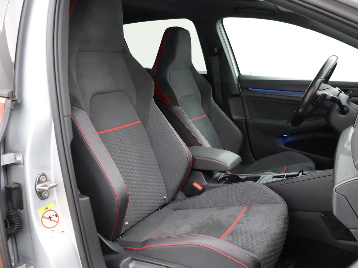 8 2.0 TSI GTI CLUBSPORT 300 PK MILLTEK | PANORAMA | HARMAN/KARDON | SFEERVERL. | CAMERA