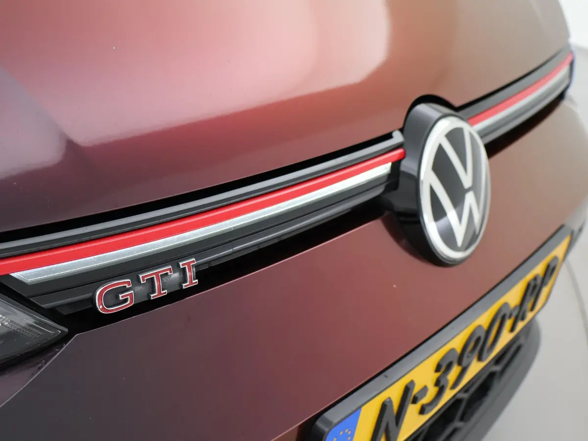 8 2.0 TSI GTI CLUBSPORT 300 PK MILLTEK | PANORAMA | HARMAN/KARDON | SFEERVERL. | CAMERA