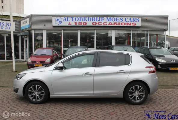 1.2 PureTech Blue Lease Premium