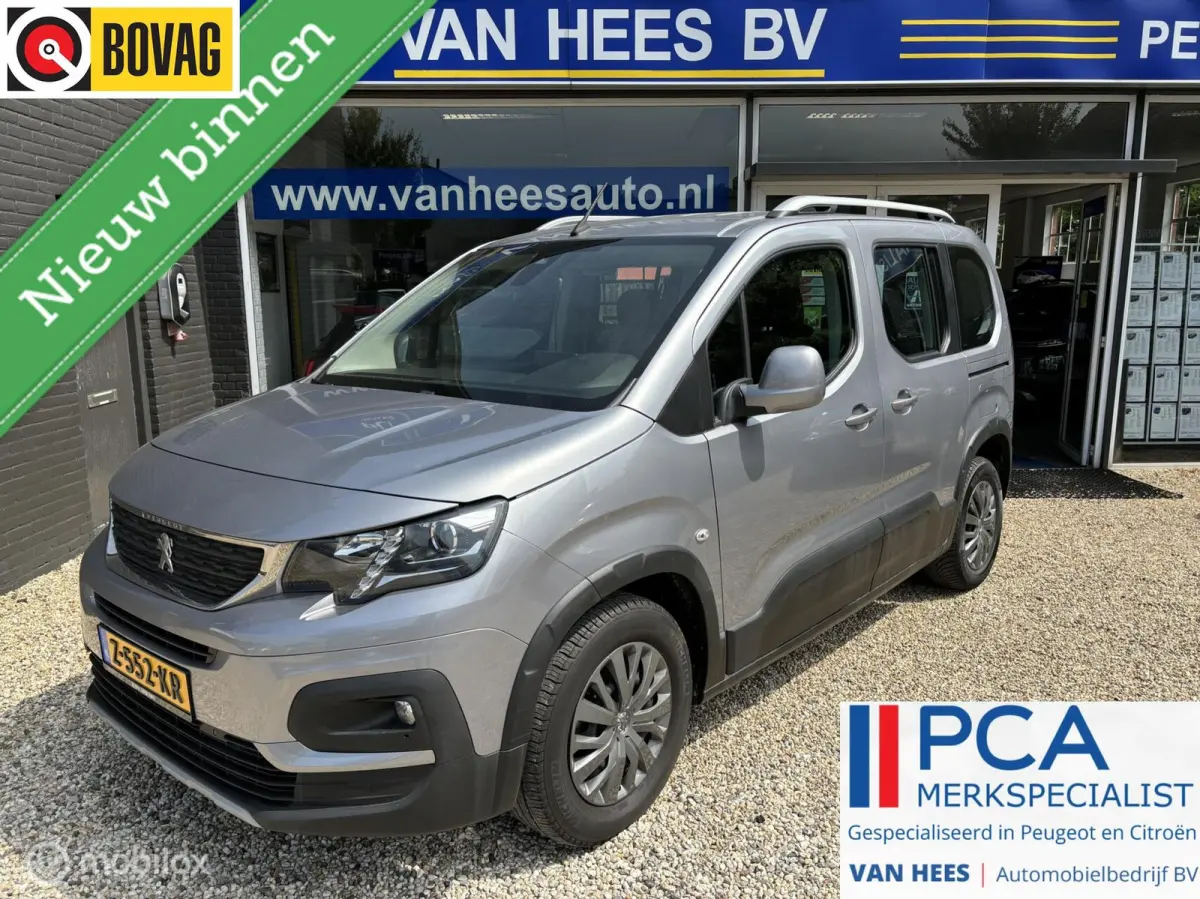 1.2 Puretech 110 PK navigatie carplay climate control