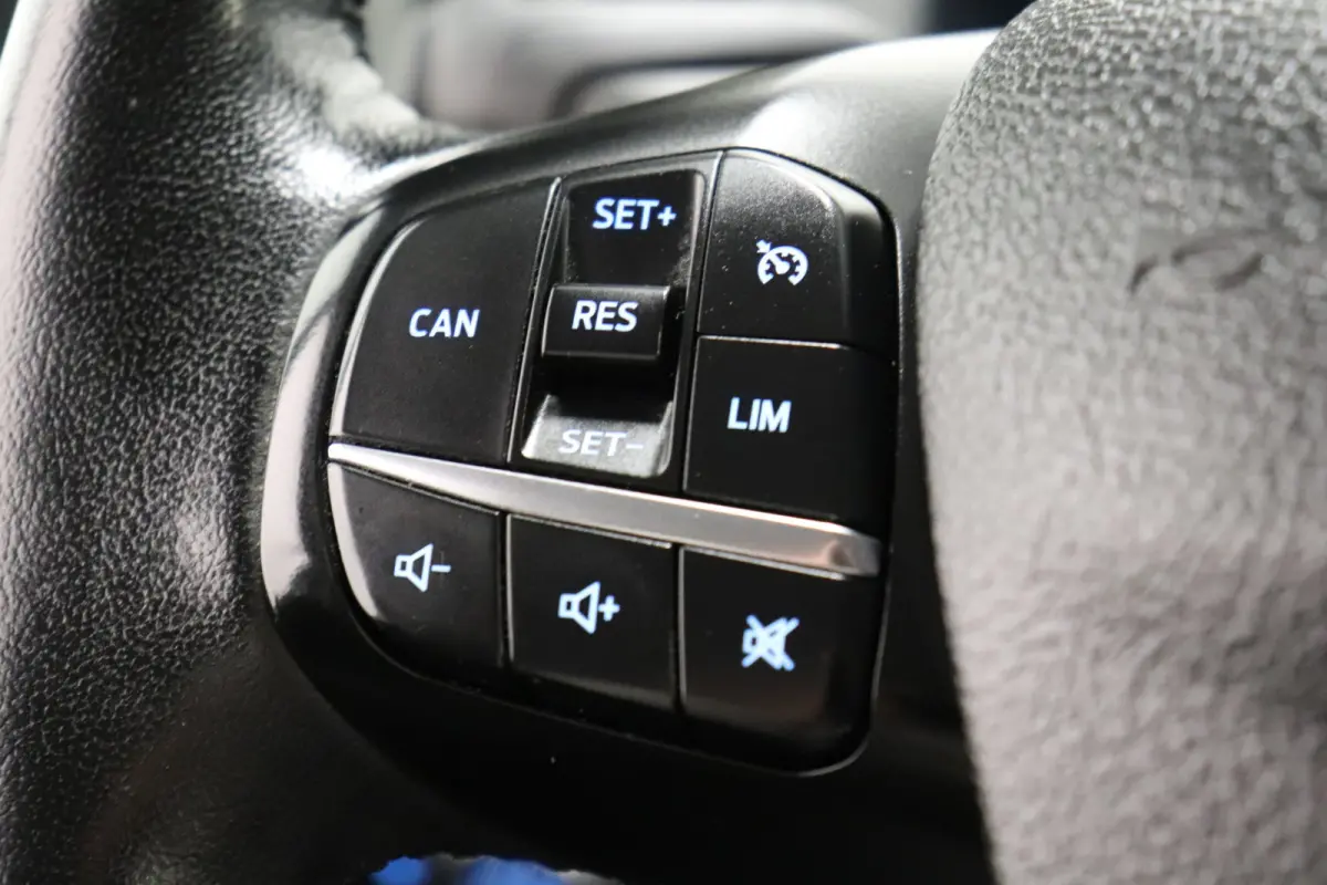 2.0 TDCI 130PK L2 EURO 6 - Airco - Cruise - Camera - € 12.950,- Excl.