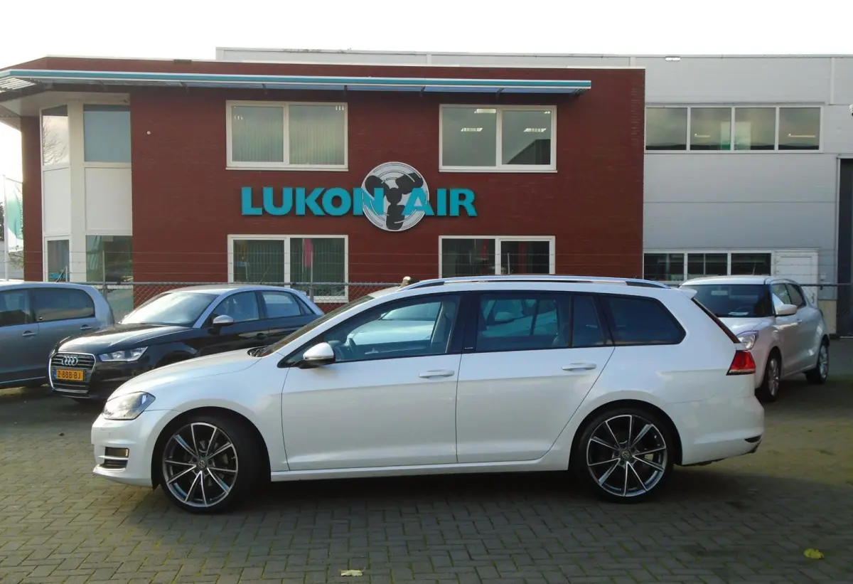 Aut,Pano-Dak,LM-V 19"