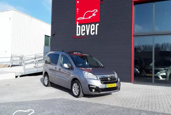 1.2 PureTech Active Rolstoelauto