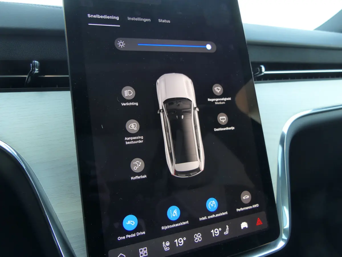 Twin Motor Performance Ultra 7p. 111 kWh | Bowers&Wilkins | Luchtvering | Tailored Wool | 22 Inch |Park-Assist Pakket