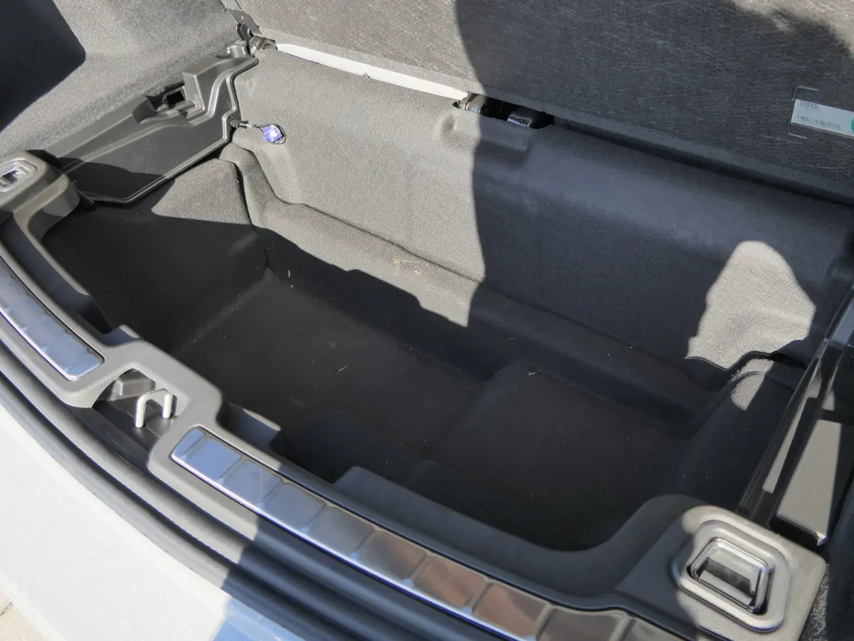 Twin Motor Performance Ultra 7p. 111 kWh | Bowers&Wilkins | Luchtvering | Tailored Wool | 22 Inch |Park-Assist Pakket