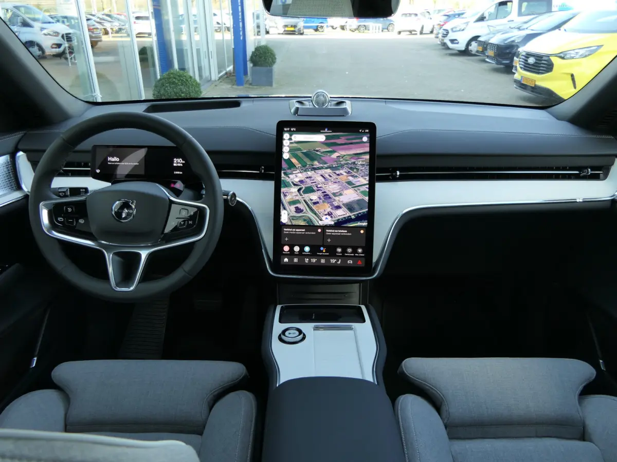 Twin Motor Performance Ultra 7p. 111 kWh | Bowers&Wilkins | Luchtvering | Tailored Wool | 22 Inch |Park-Assist Pakket