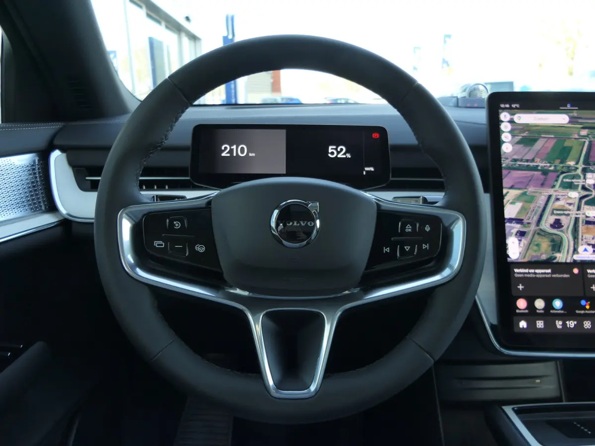 Twin Motor Performance Ultra 7p. 111 kWh | Bowers&Wilkins | Luchtvering | Tailored Wool | 22 Inch |Park-Assist Pakket