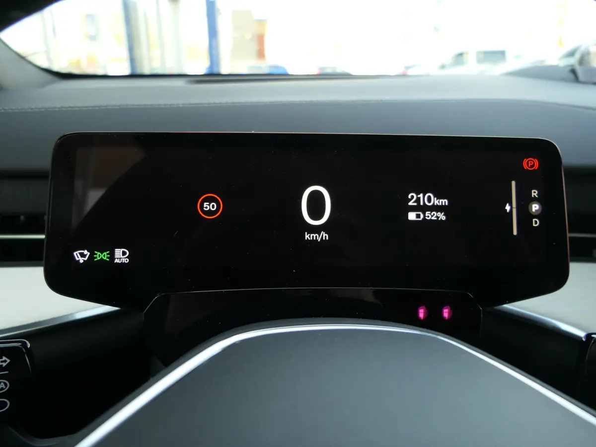 Twin Motor Performance Ultra 7p. 111 kWh | Bowers&Wilkins | Luchtvering | Tailored Wool | 22 Inch |Park-Assist Pakket