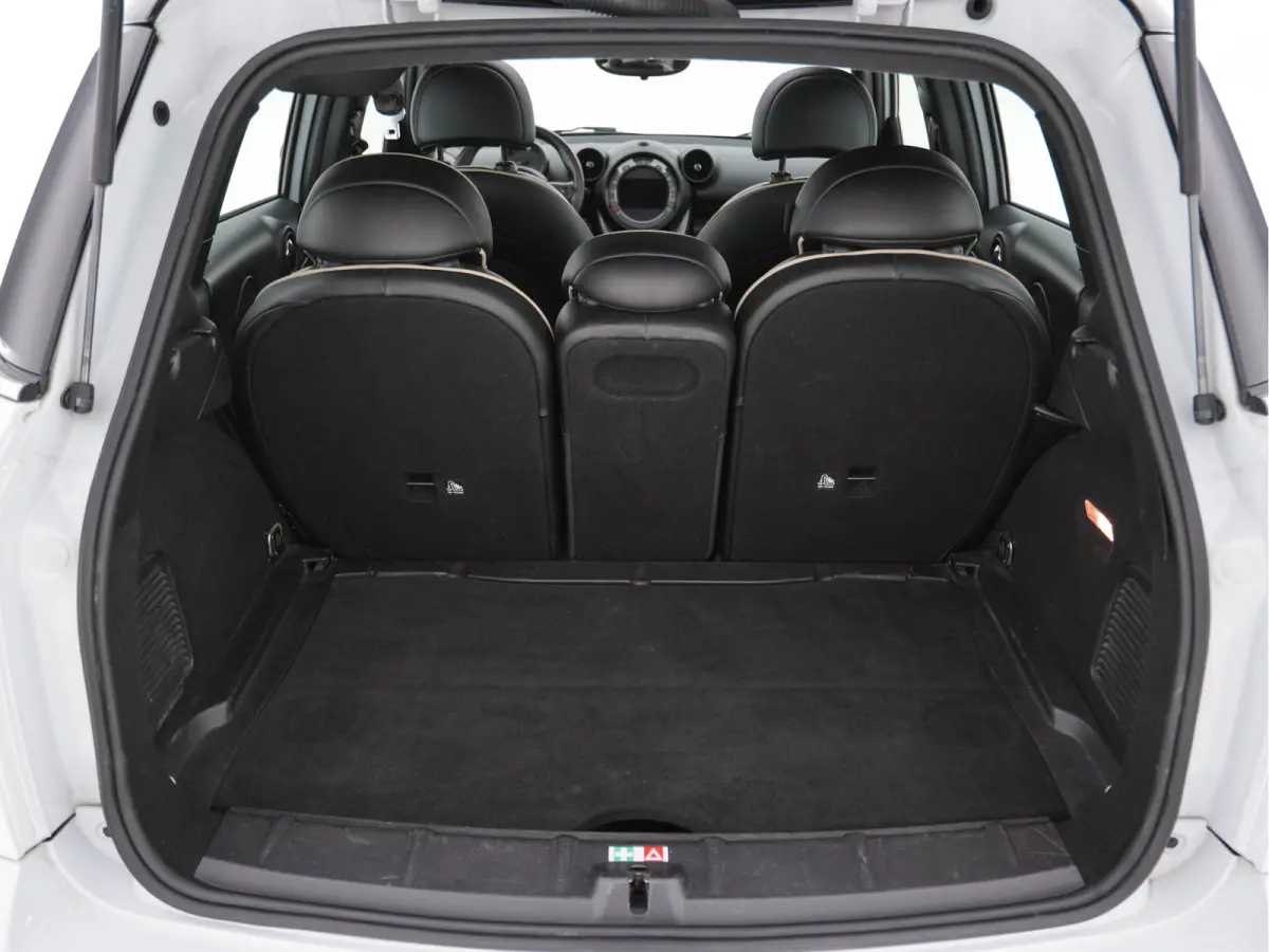 Mini 2.0 Cooper SD ALL4 Pepper *PANO | LEATHER | BI-XENON | NAVI-FULLMAP | HEATED-COMFORTSEATS | ECC | HEATED-SEATS | PDC | CRUISE | TOWBAR | 17''ALU*