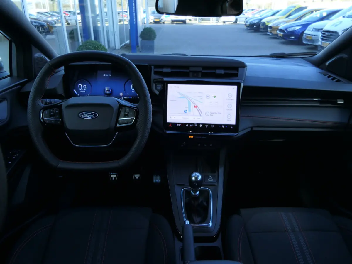 1.0 EcoBoost ST-Line | Uit voorraad leverbaar | Winter pack | Driver assistance pack | Comfort pack