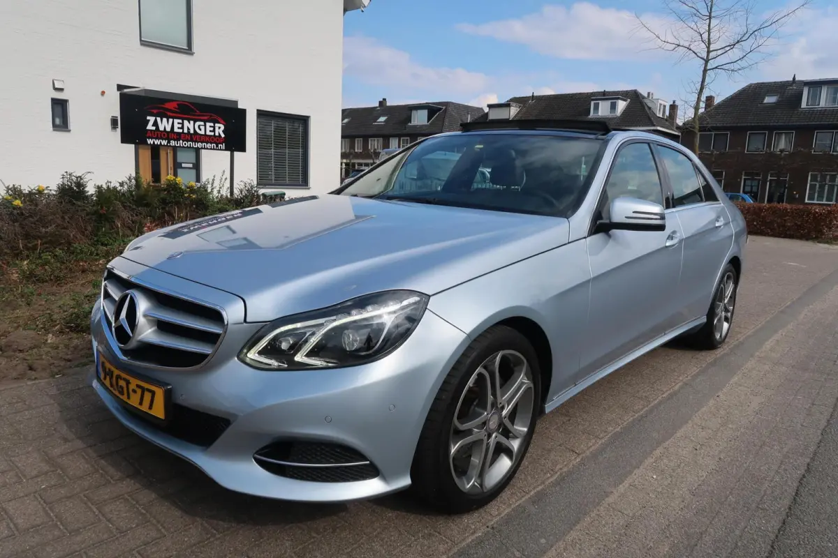 200 Aut FACELIFT|PANORAMADAK|TREKHAAK|SPORT PAKKET|LED|NAVIGATIE|ORIGINEEL NEDERLANDS