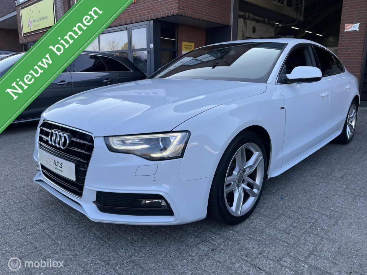 2.0 TFSI 211PK quattro S-LINE*SCHUIFDAK*NAVI*