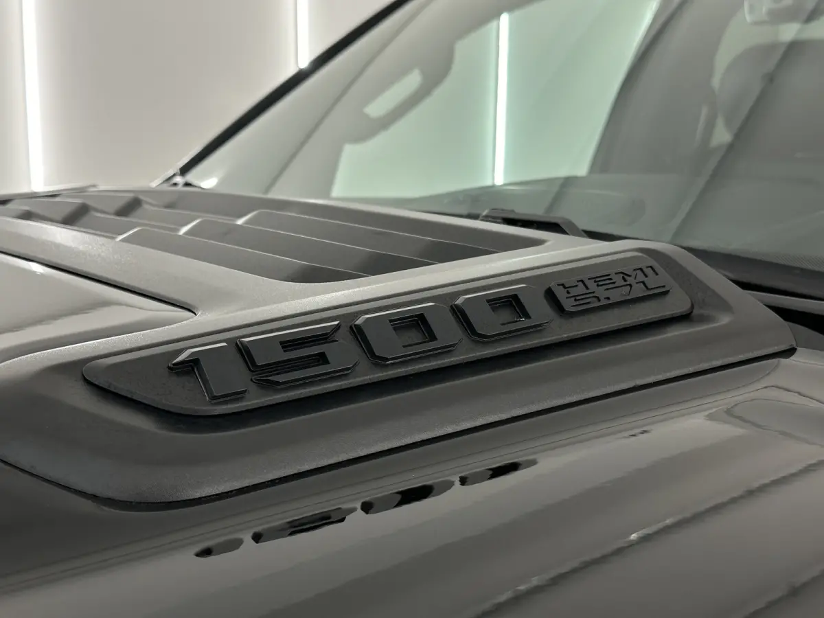 1500 5.7 V8 4x4 Crew Cab Limited