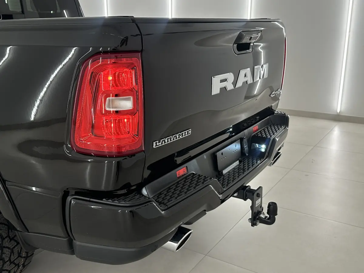 MY2025 Laramie Sport 3.0L TT Hurrican 420pk