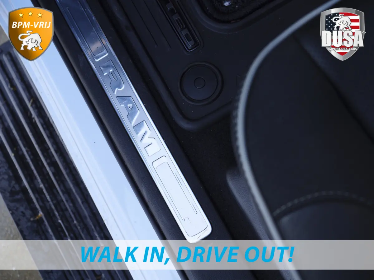 | 1500 | Limited | Night | 3.0L Twin-Turbo I6 | High Output | BPM-VRIJ Massage stoelen | Harman Kardon | Passenger Display | RAMBOX Getoonde accessoires zijn verkrijgbaar tegen meerprijs